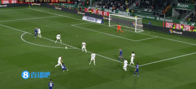 41岁詹姆斯依然巅峰发威，球迷热切期待他续写壮丽传奇